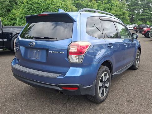 Used 2018 Subaru Forester 2.5i Premium AWD/4WD image 6