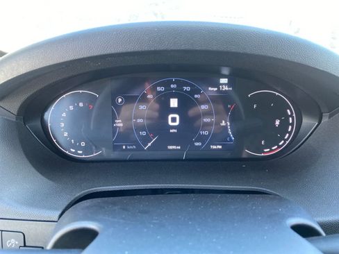 Used 2025 RAM ProMaster 2500 w/ U-Haul Equipment Group FWD image 11