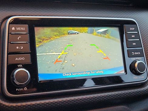 Certified 2025 Nissan Kicks Play S image 17