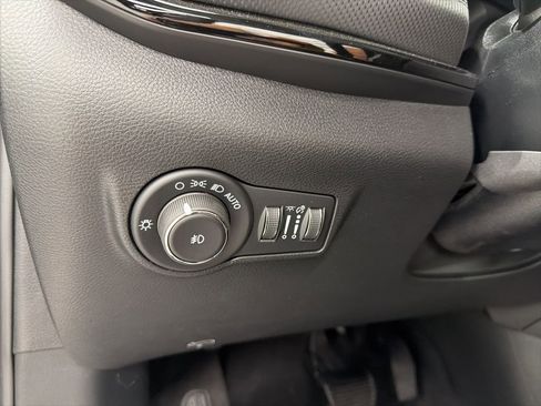 New 2026 Jeep Compass Latitude image 16