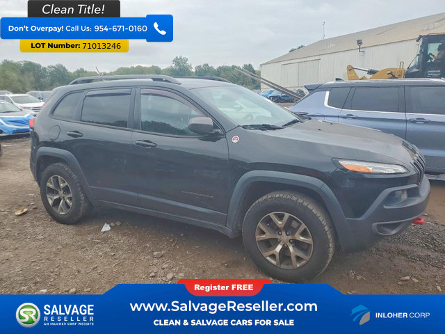 Used 2015 Jeep Cherokee Trailhawk AWD/4WD image 5