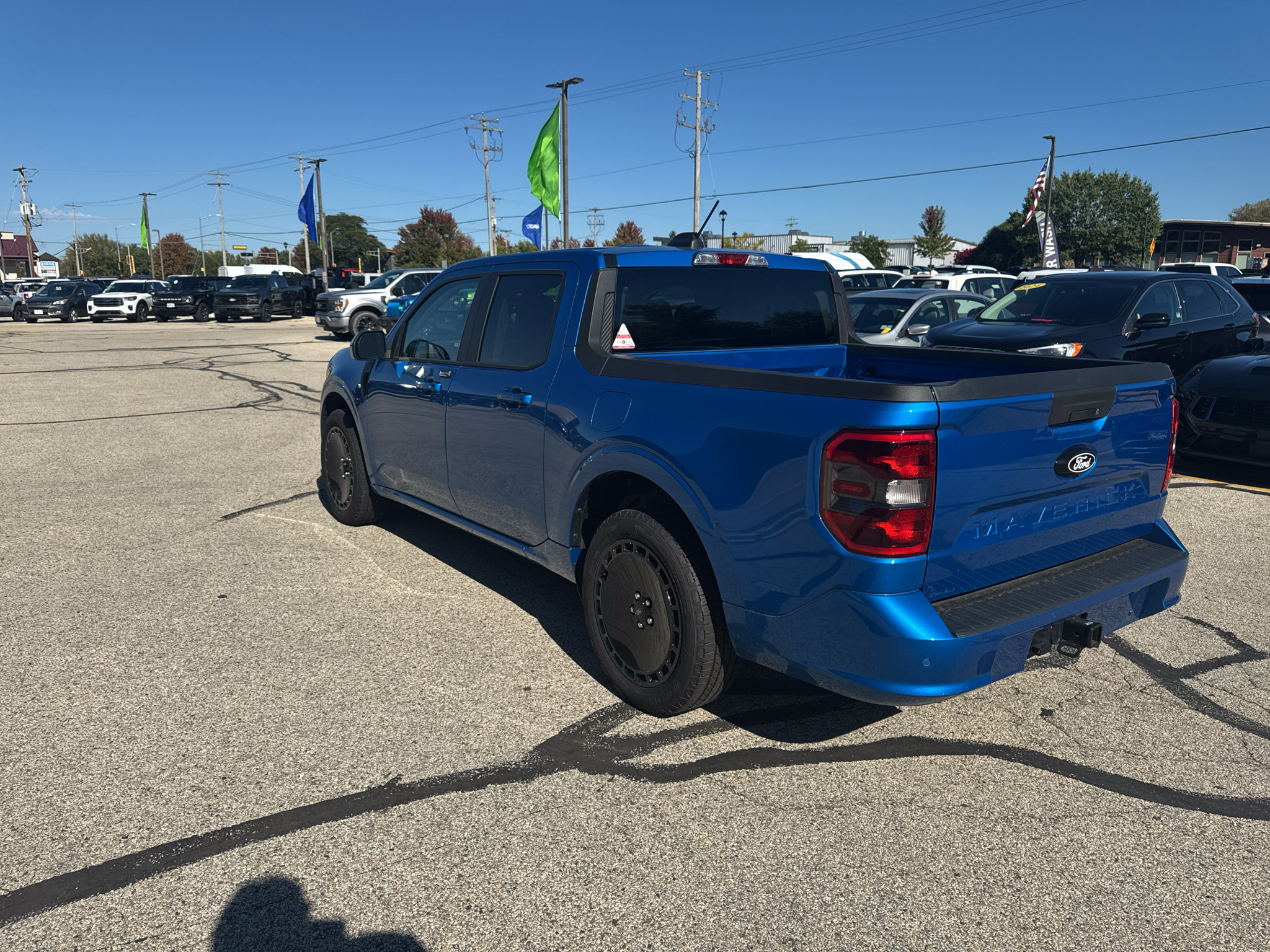 Used 2025 Ford Maverick Lobo AWD/4WD image 8