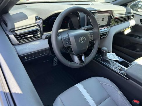 New 2026 Toyota Camry SE FWD image 12