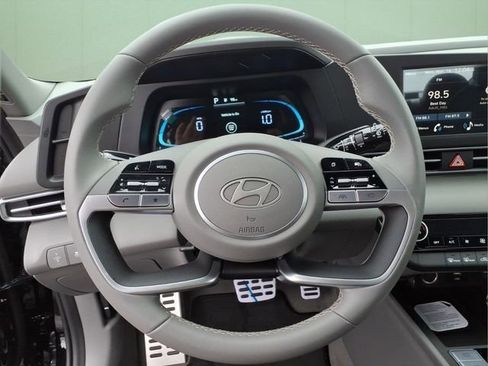 New 2026 Hyundai Elantra Sport FWD image 17