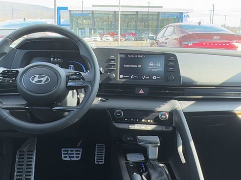 New 2026 Hyundai Elantra Sport image 10