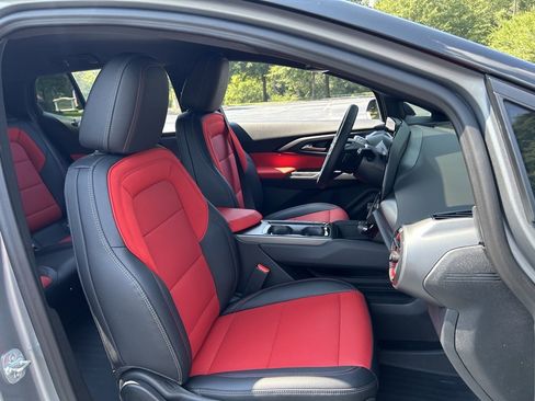 Used 2025 Chevrolet Equinox EV RS image 42