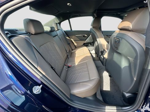 New 2026 BMW 530i w/ Convenience Package RWD image 22