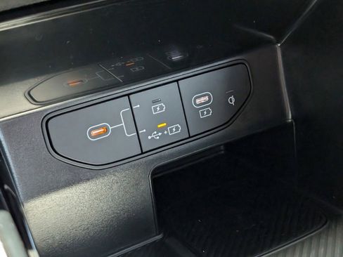 Used 2024 Kia Sorento SX Prestige w/ Olive Brown Leather Package image 29