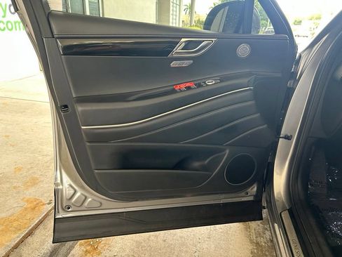 Used 2025 Genesis GV80 2.5T Standard AWD/4WD image 38