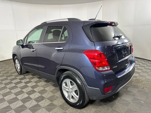 Used 2018 Chevrolet Trax LT w/ LT Convenience Package image 10