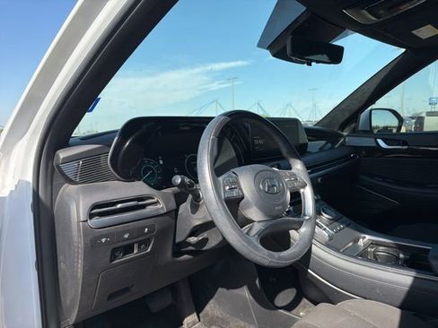 Used 2024 Hyundai Palisade Calligraphy image 10