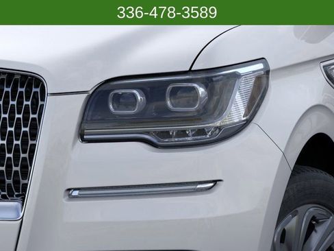 New 2024 Lincoln Navigator L Reserve image 18