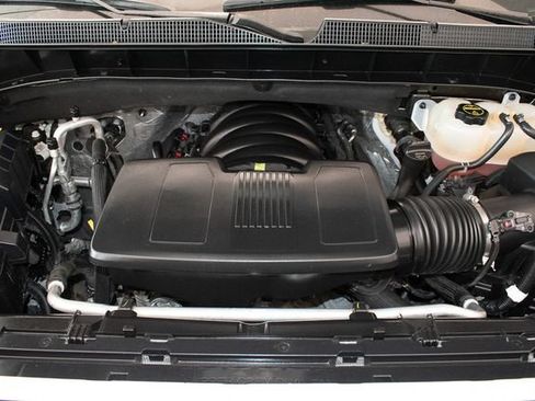 Used 2025 Chevrolet Silverado 1500 LT w/ Work Truck Package AWD/4WD image 3