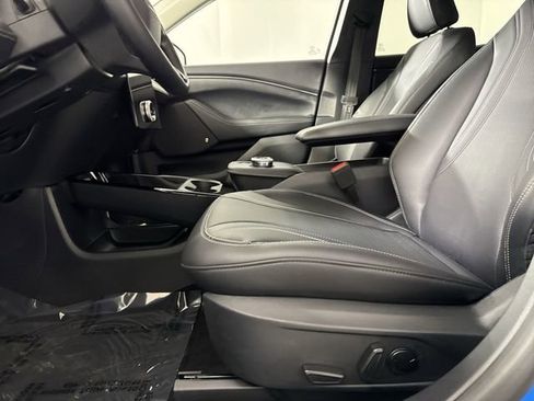 Used 2022 Ford Mustang Mach-E Premium image 21