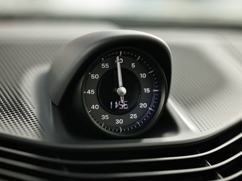 New 2026 Porsche Taycan RWD image 38