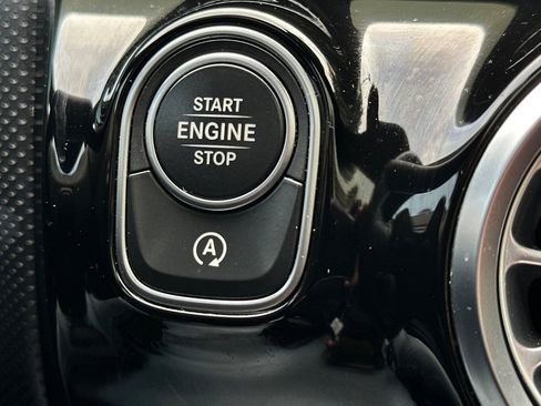 Used 2023 Mercedes-Benz CLA 250 image 21