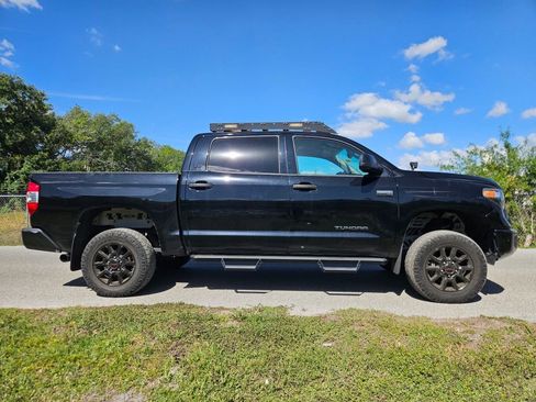Used 2021 Toyota Tundra SR5 w/ SR5 Leather Package image 6