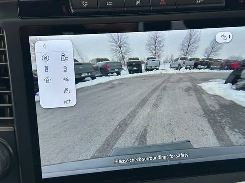 Used 2024 Ford F150 Platinum image 27