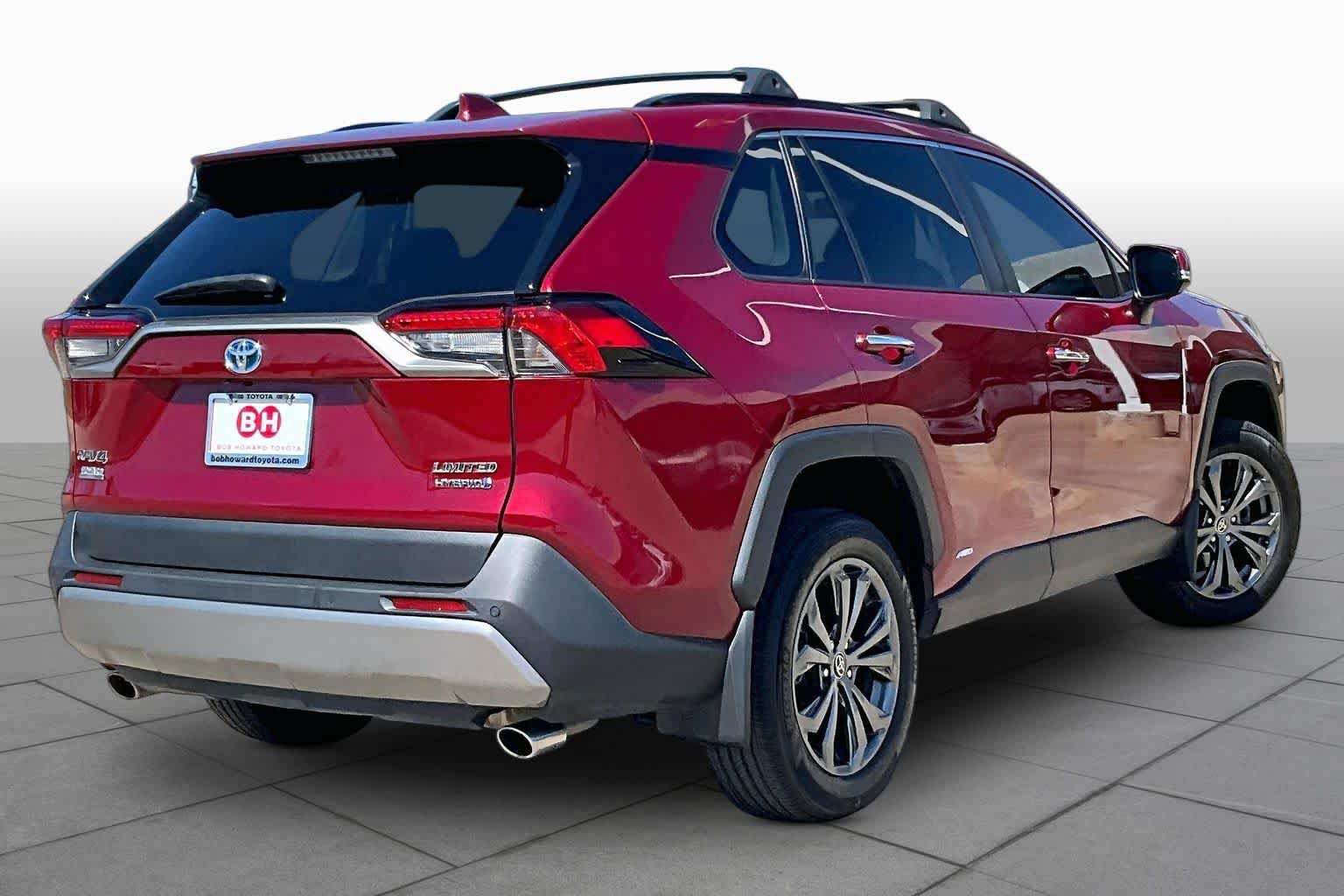 Used 2024 Toyota RAV4 Limited w/ Advanced Technology Package AWD/4WD image 13