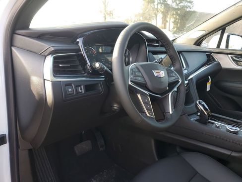 New 2025 Cadillac XT5 Premium Luxury w/ LPO, Floor Liner Package image 10