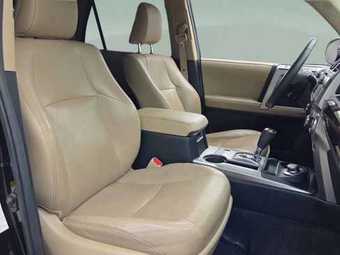 Used 2019 Toyota 4Runner Limited AWD/4WD image 15