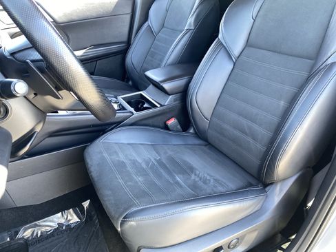 Used 2024 Mitsubishi Outlander SE AWD/4WD image 18