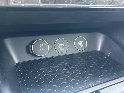 Used 2026 Genesis G70 2.5T RWD image 14