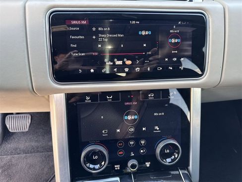 Used 2019 Land Rover Range Rover Supercharged image 19