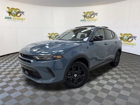 Used 2024 Dodge Hornet GT w/ GT Blacktop Package image 4