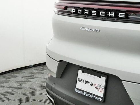 New 2026 Porsche Cayenne Coupe AWD/4WD image 38
