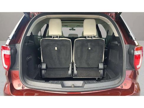 Used 2016 Ford Explorer Platinum AWD/4WD image 10