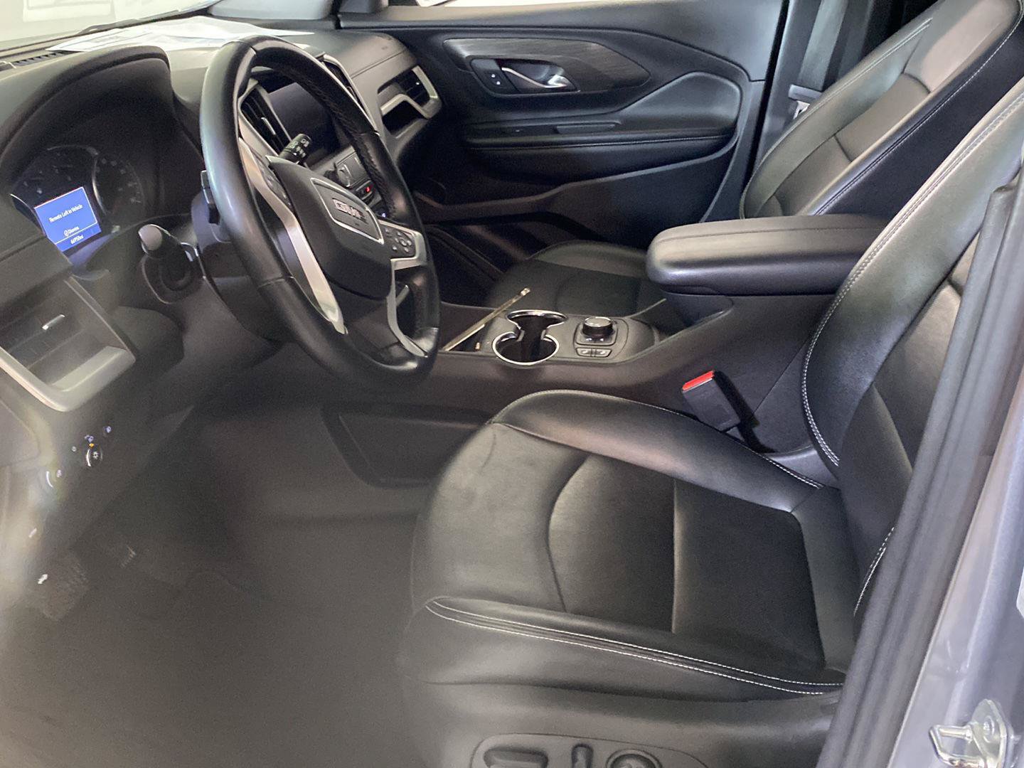 Certified 2024 GMC Terrain SLT FWD image 14