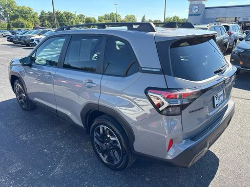 Certified 2025 Subaru Forester Limited AWD/4WD image 5