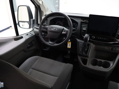 Used 2024 Ford Transit 350 XLT image 29