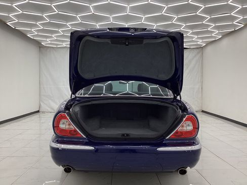 Used 2004 Jaguar XJ8 image 45