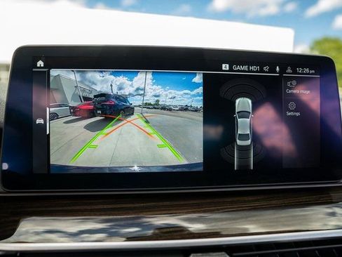 Used 2023 BMW 540i xDrive w/ Premium Package image 24