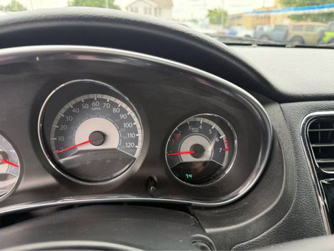 Used 2012 Chrysler 200 Limited FWD image 24