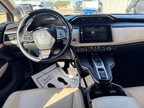 Used 2018 Honda Clarity Touring image 5