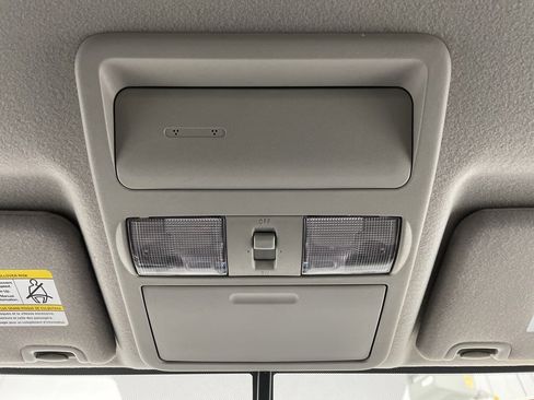 Used 2020 Nissan Frontier SV image 35