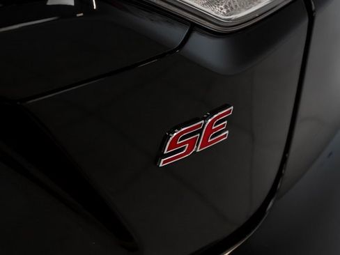 Used 2023 Toyota Corolla SE image 11