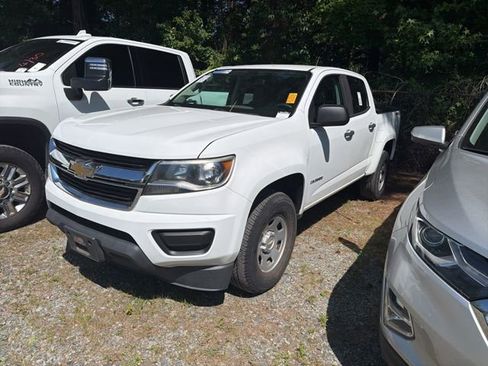 Used 2018 Chevrolet Colorado W/T w/ WT Convenience Package AWD/4WD image 3