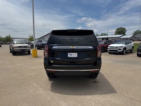 Used 2021 Chevrolet Tahoe High Country w/ Premium Package 2 AWD/4WD image 6