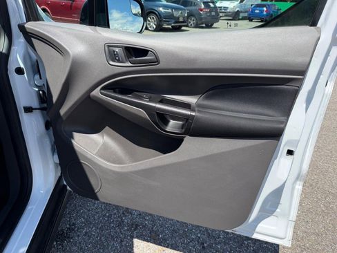 Used 2022 Ford Transit Connect XL FWD image 27