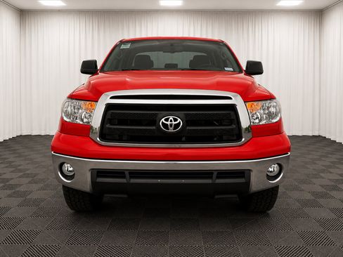 Used 2013 Toyota Tundra 2WD CrewMax w/ Tow Pkg image 22