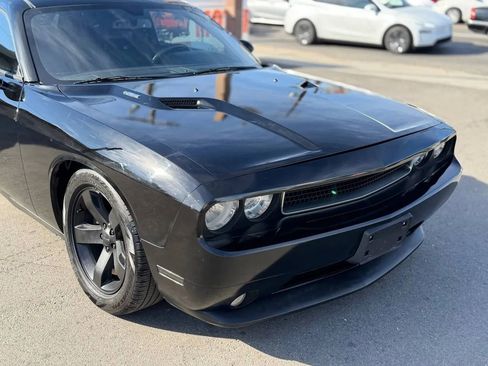 Used 2012 Dodge Challenger R/T Plus RWD image 41