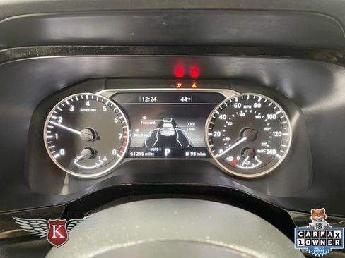 Used 2023 Nissan Pathfinder SL w/ Lighting Package (N92) AWD/4WD image 16