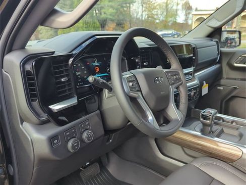 New 2026 Chevrolet Silverado 1500 LT Trail Boss w/ Safety Package image 10