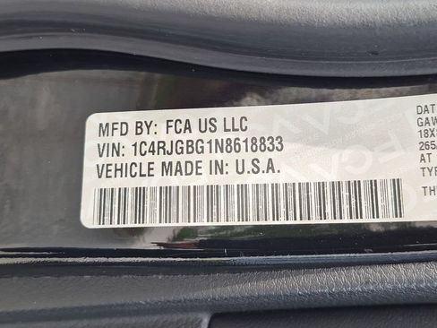 Used 2022 Jeep Grand Cherokee Limited RWD image 34