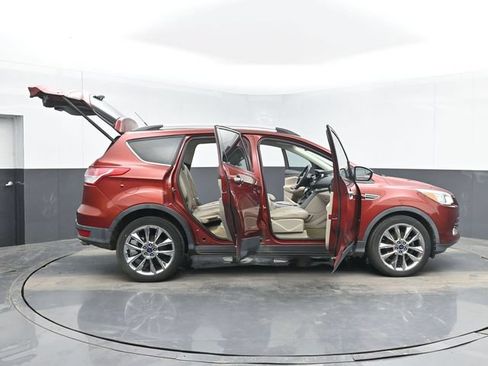 Used 2016 Ford Escape SE w/ SE Chrome Package FWD image 49