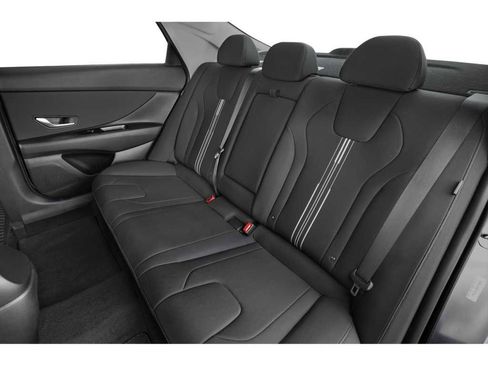 Used 2025 Hyundai Elantra SEL FWD image 55
